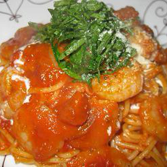 エビのトマトクリームパスタ