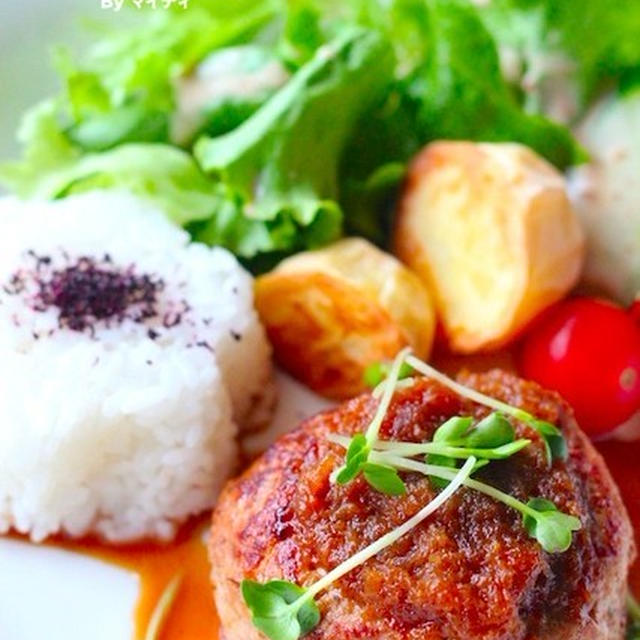 おろし香味ソースのふわふわ豆腐ハンバーグ