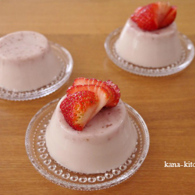 いちごジャムで簡単いちごミルクプリン By Kanaさん レシピブログ 料理ブログのレシピ満載