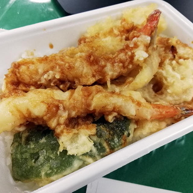 東京・神田神保町の老舗天ぷら店｢はちまき｣のお弁当