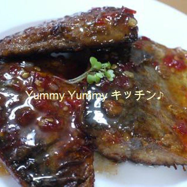 「魚」鯖のスイート・チリソテー＆蒸し鶏のすりゴマ醤油サラダ♪
