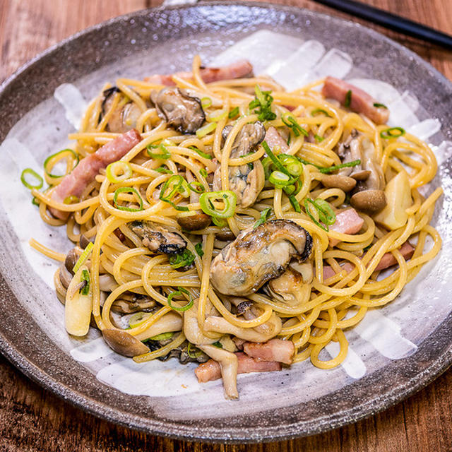 ちょっと大粒の牡蠣で作る「牡蠣の和風なパスタ」&「最近は夕食作りも気を遣いますね」