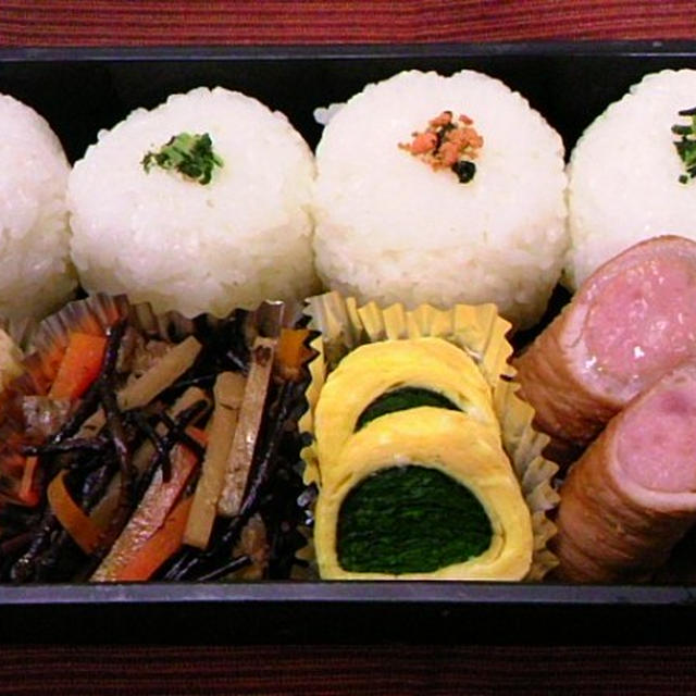 今日のお弁当　　第391号　～ウインナーの肉巻き～