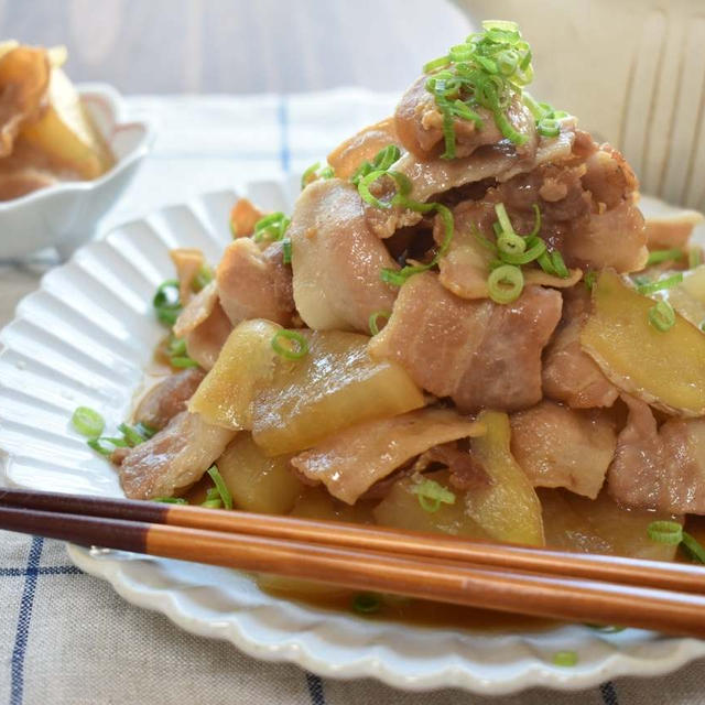 大根と豚バラだらけの甘辛煮