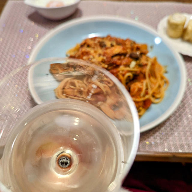 疲れたし海老と鯖缶でパスタ