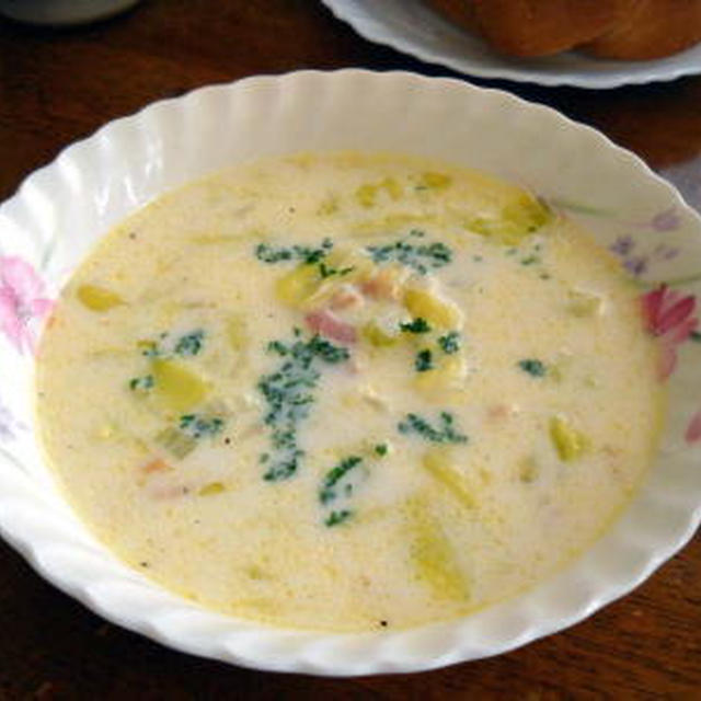 野菜たっぷり牛乳スープ