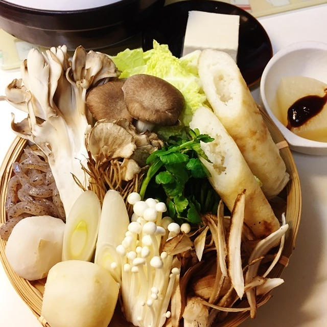 夕食はきりたんぽ鍋