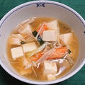 カニかまと豆腐入り中華スープ