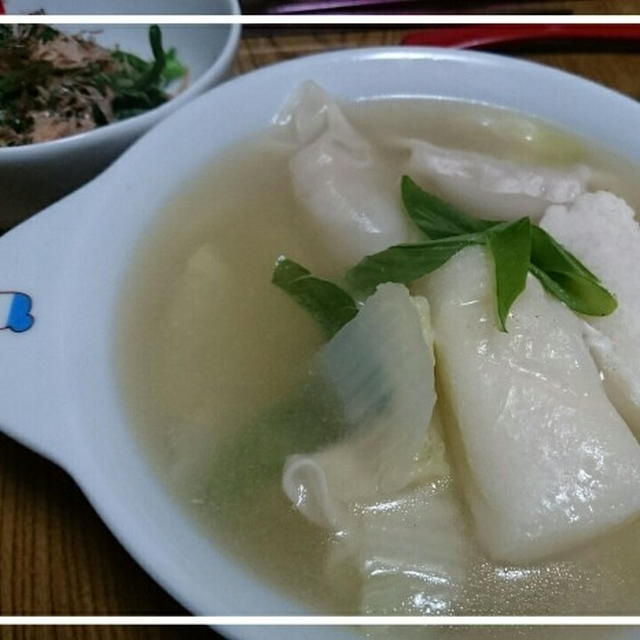 冷凍してあったお餅を・・・★スープ餃子お餅いり♪