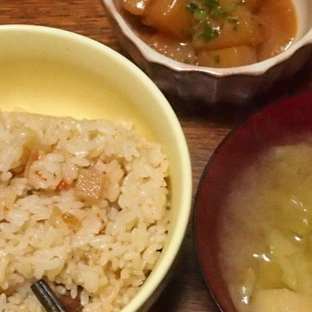 丸美屋の釜飯と大根の味噌炒め煮