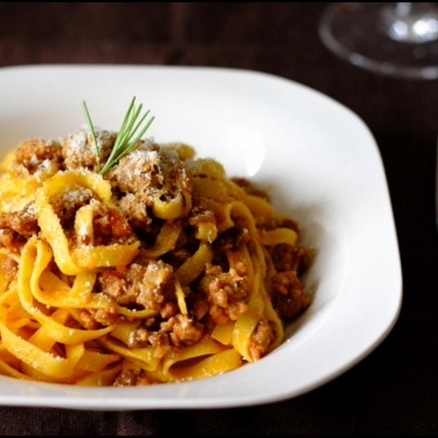 tagliatelle al ragu d'anatra