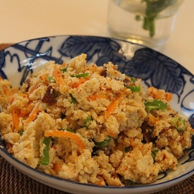 和風味にあらびきチリぺパーがぴりっと♪豚肉と野菜の卯の花☆彡