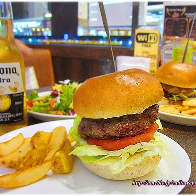 鉄道模型･ジオラマに囲まれるハンバーガーパブ☆ChouChou POPON（シュッシュポポン）