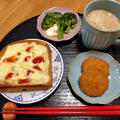 チーズトーストと野菜入りメンチカツ