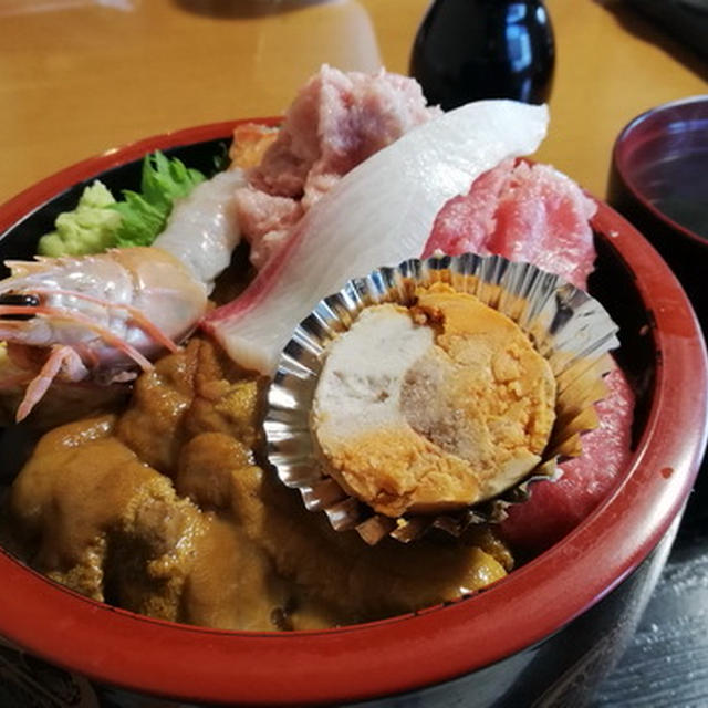茨城・谷田部IC近くの｢すし食堂おはん｣で極上の海鮮丼