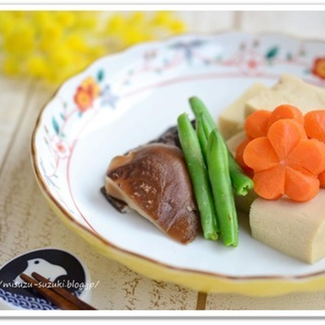 彩り豊かな高野豆腐と干し椎茸のうま煮【減塩レシピ】