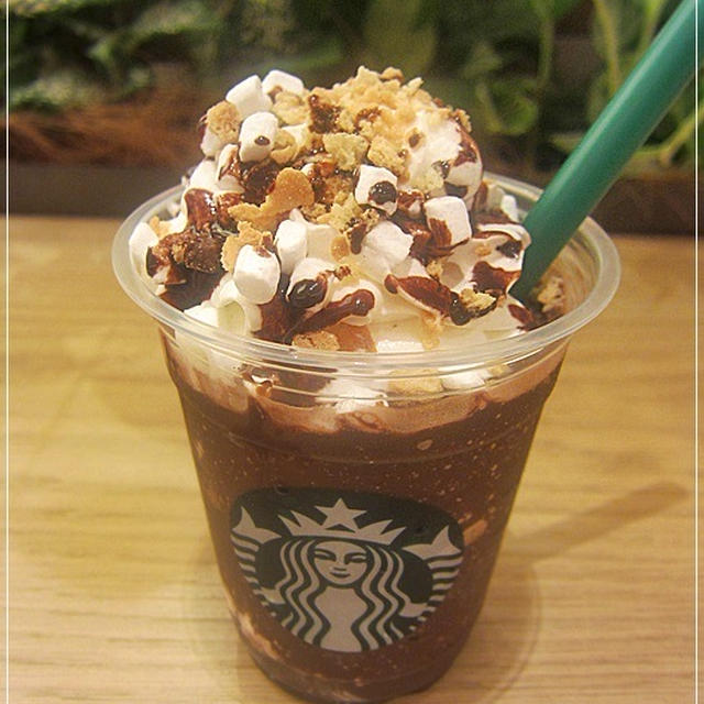 スタバ新作☆スモア フラペチーノ® -クリスピー マシュマロ-