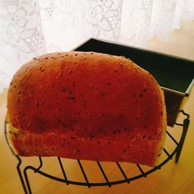 ごまごまミニ食パン♪シチューチーズトースト♪