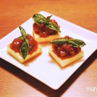 ［レシピ］キリで簡単♪甘酸っぱいトマトジャムとバジルのオードブル