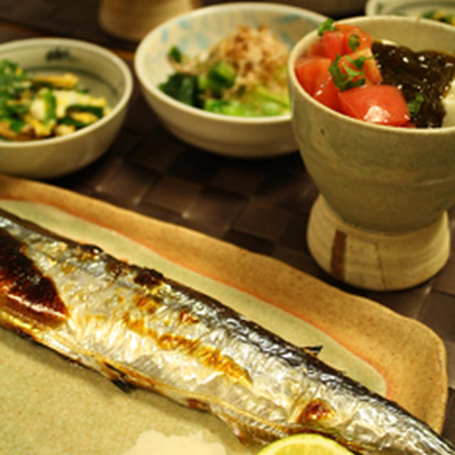 旬ご飯　秋刀魚定食　シンプルゴーヤチャンプルーなど