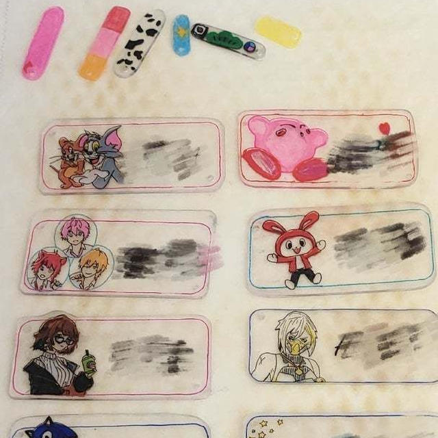 プラバンでセッセと作業中です