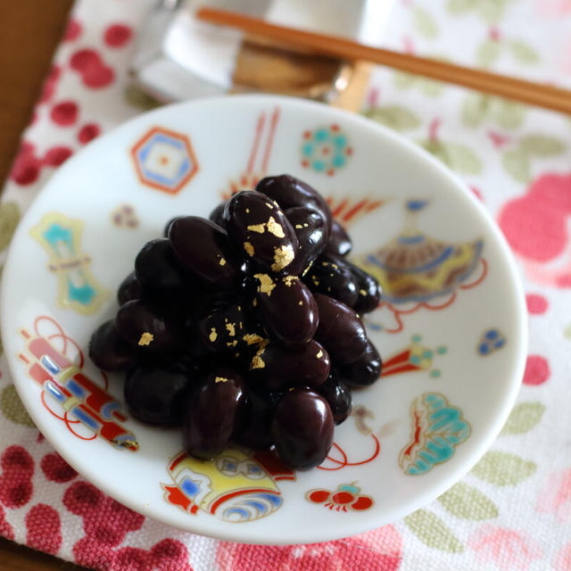 電気圧力鍋で作る！ツヤツヤ【黒豆煮】