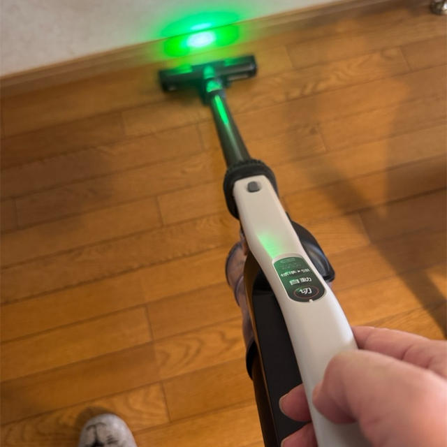 【今年買ってよかったもの　スタンド付丸いまな板と軽量掃除機】