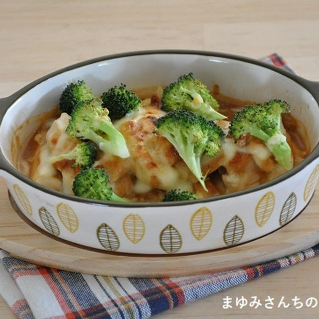 ヘルシーかつボリューミーを実現!85円の鶏⾁と⾖腐のみそチーズ焼きと、今週の弁当プレイバック