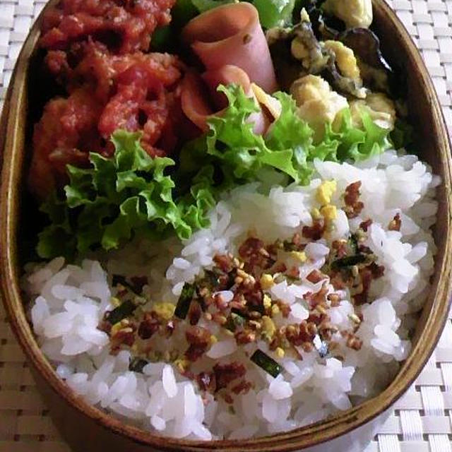 リメイクでタケノコバーグ・トマト煮のお弁当