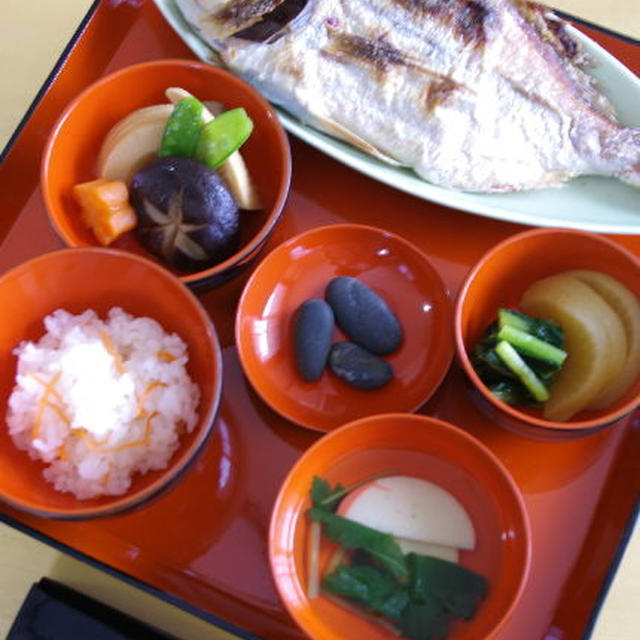 コウのお食い初め