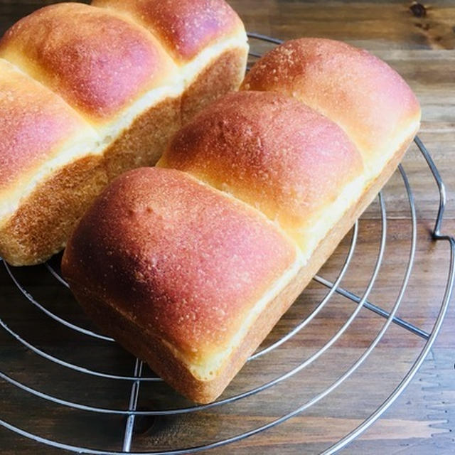 ふわふわで歯切れよし！ムスメに媚びたミニ山食。