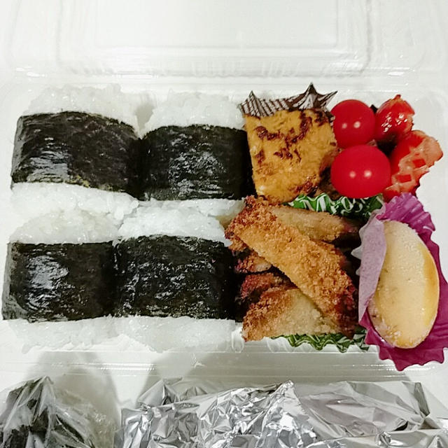 ６月１１日(金)のお弁当　うすとん　遠足だけど…