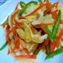 簡単でおいしい☆彩きれいな、塩野菜炒め / かわいいサンタクロースとかわいいトナカイ