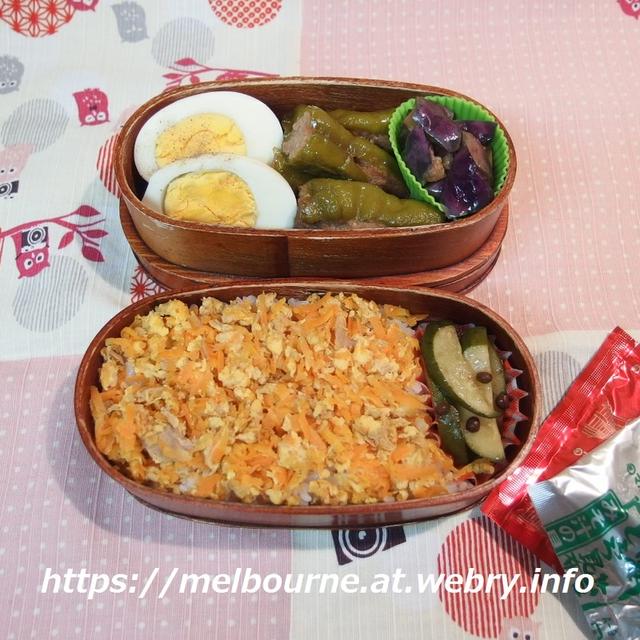 OBENTOは　しりしり丼と万願寺唐辛子の肉詰め