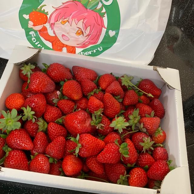 お家でイチゴジャム作りからの朝食