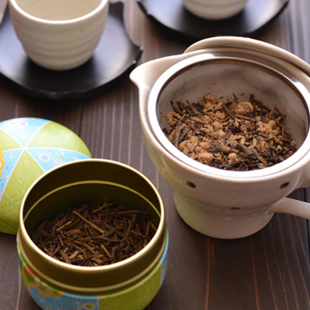 ほっとひと息-黒糖ほうじ茶。*献立レシピ99