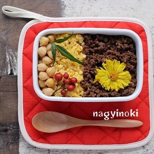 お弁当は華やかに＾＾