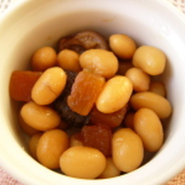 きのうのおつまみ　　大豆の煮たの