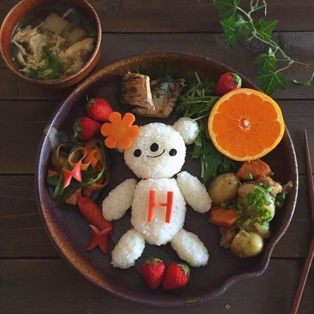 テディベア風くまちゃんおにぎり朝ごはん