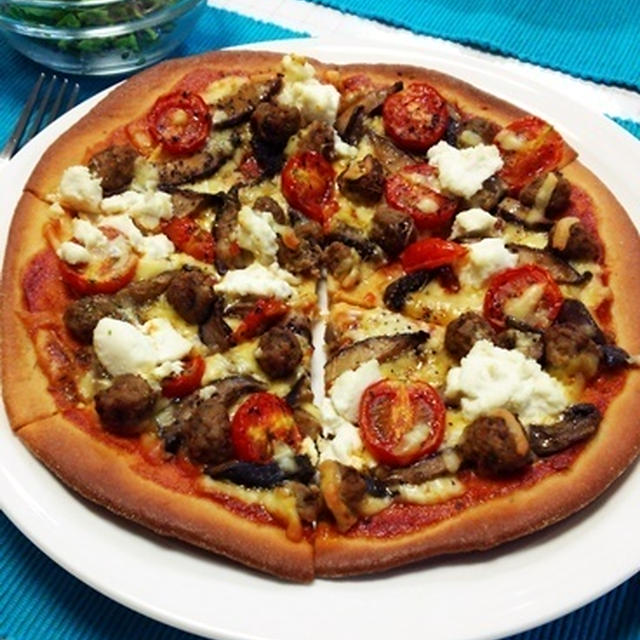 『考察』低糖質ピザ生地とイタリアンソーセージとリコッタチーズのピッツァ
