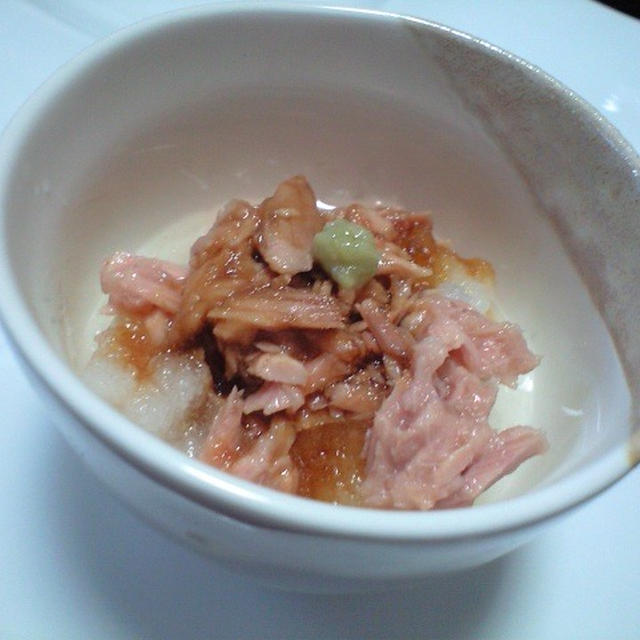 大根おろしとシーチキン　わさびをのせてさっぱりと♪