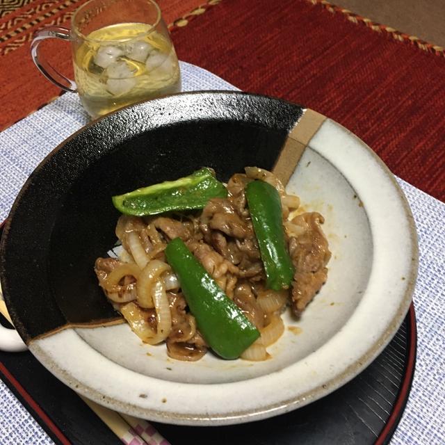 ガッツリ美味しい❣️ピリ辛甘味噌ダレの豚肉の焼肉丼