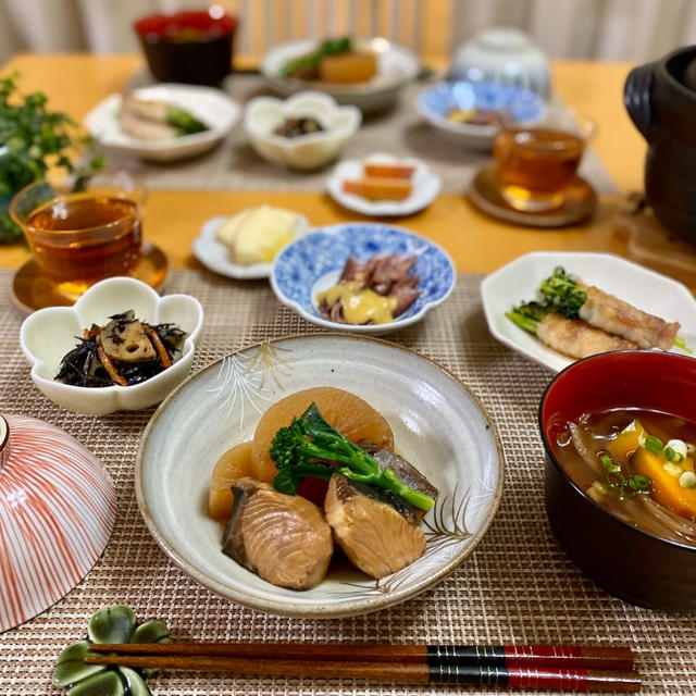 ブリ大根と豆苗の肉巻き♪