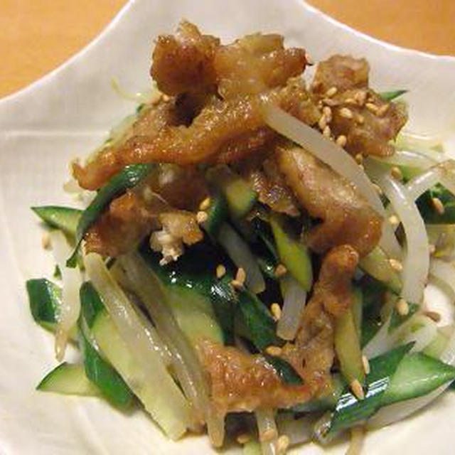 カリカリの鶏皮ともやしの辛子醤油和え