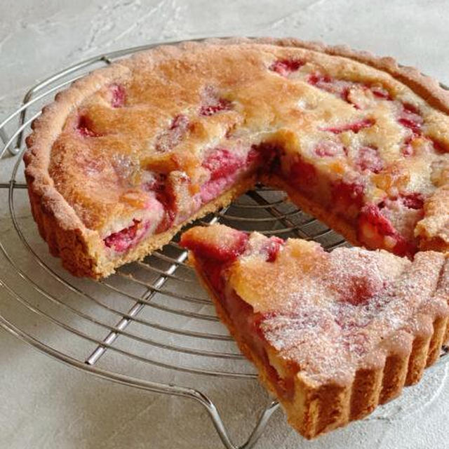 米粉で作るいちごタルト/今週のYouTubeは抹茶パウンドケーキ