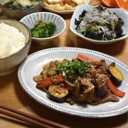 【レシピ】豚肉と根菜の甘酢炒め✳︎お弁当✳︎ご飯のおかず✳︎野菜たっぷりおかず…俺、忙しいんだから。