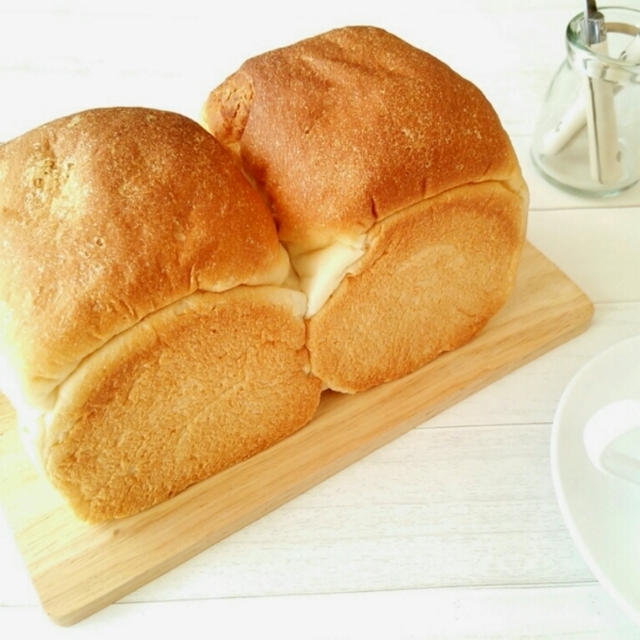 ２斤のミルク食パン（山食）
