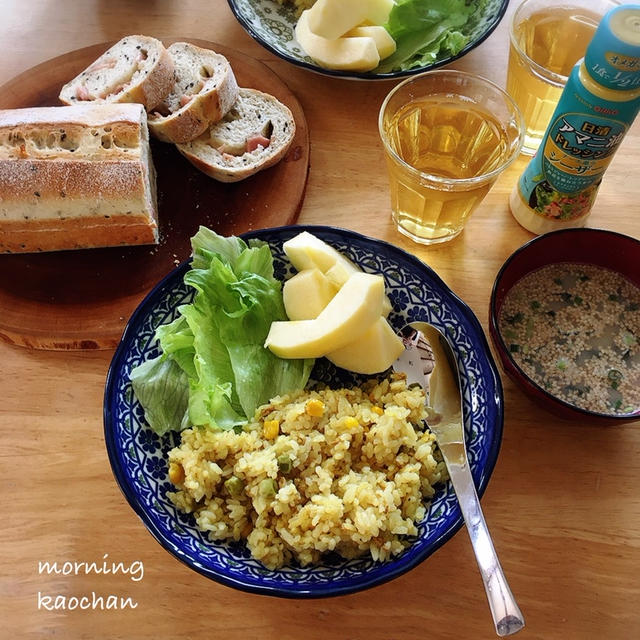 朝ごはんとおやつとウエス。