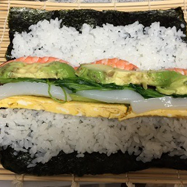 手作り恵方巻と長男作おうどん