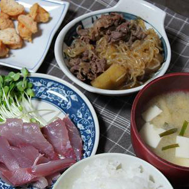 肉じゃがとお刺身～♪　5人前\870